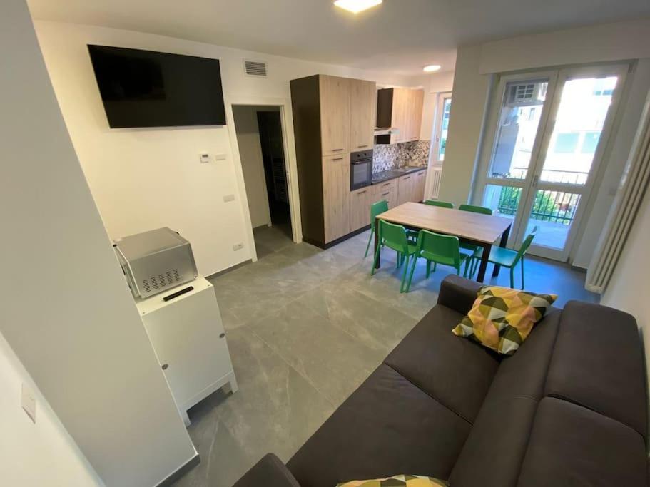 Casa Mattia Apartment เบลลาโน ภายนอก รูปภาพ